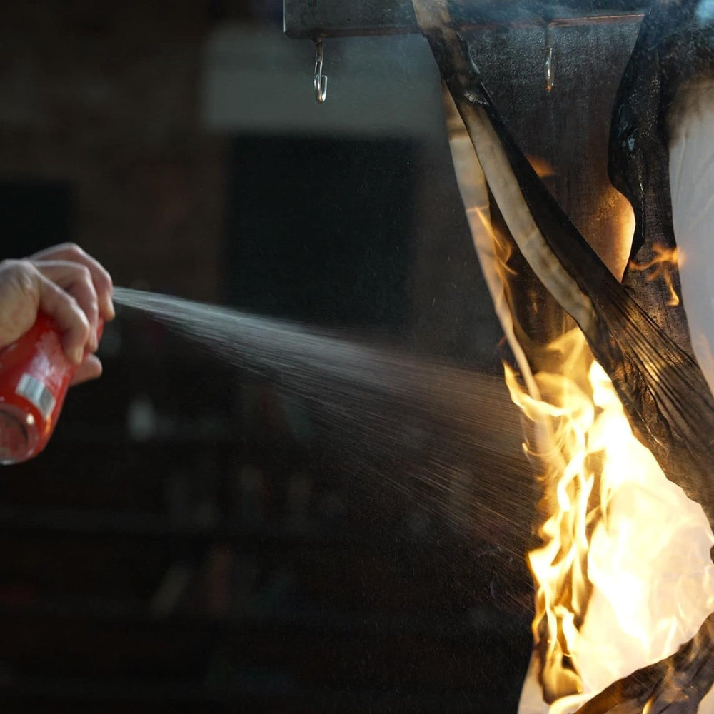 StaySafe All-in-1 Portable Fire Extinguishing Spray By LifeSafe Technologies ...