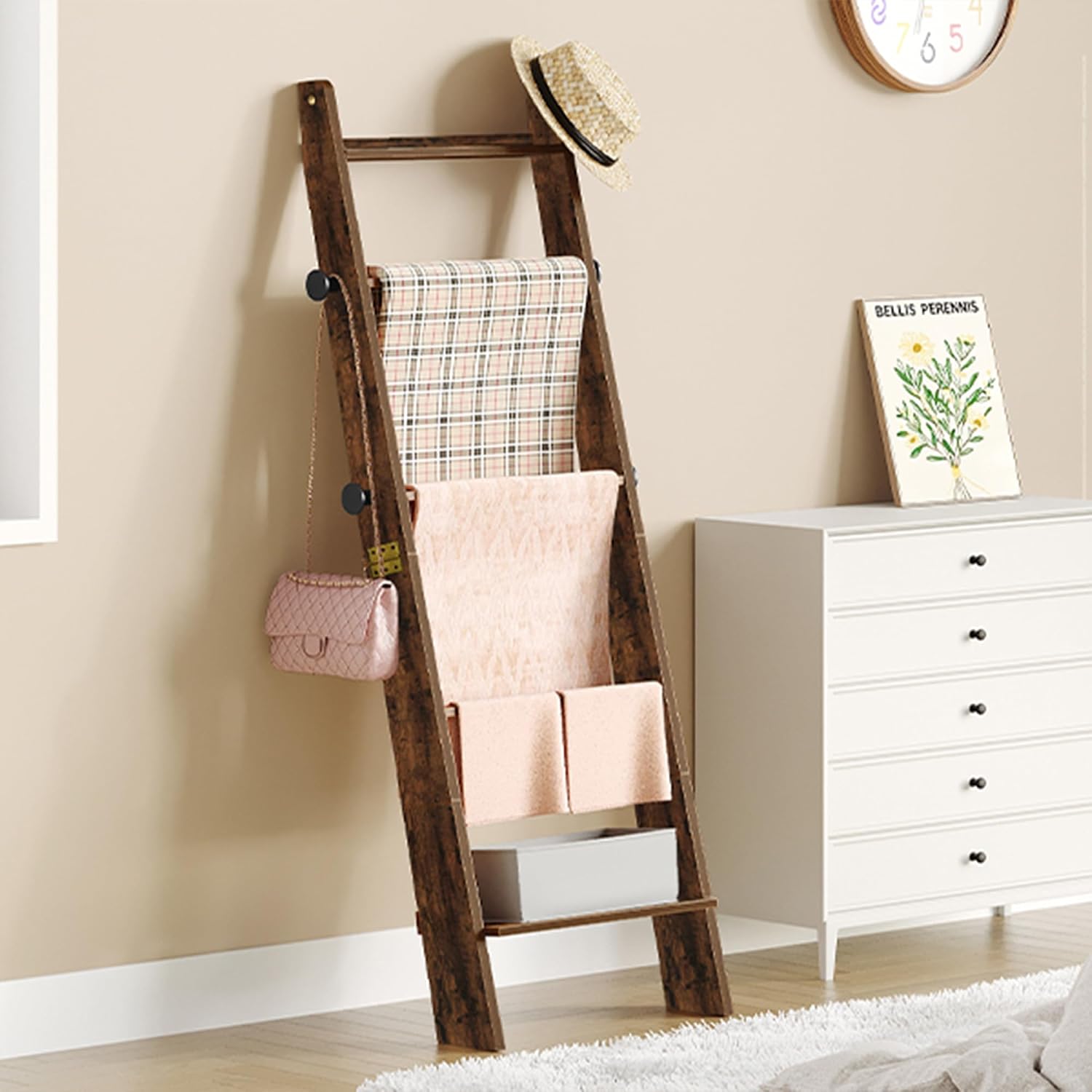 Hzuaneri Blanket Ladder, Decorative Quilt Rack with 4 Removable Hooks | 5-Tier Blanket Ladder Shelf for Bedroom Living Room, Rustic Brown BR30501X