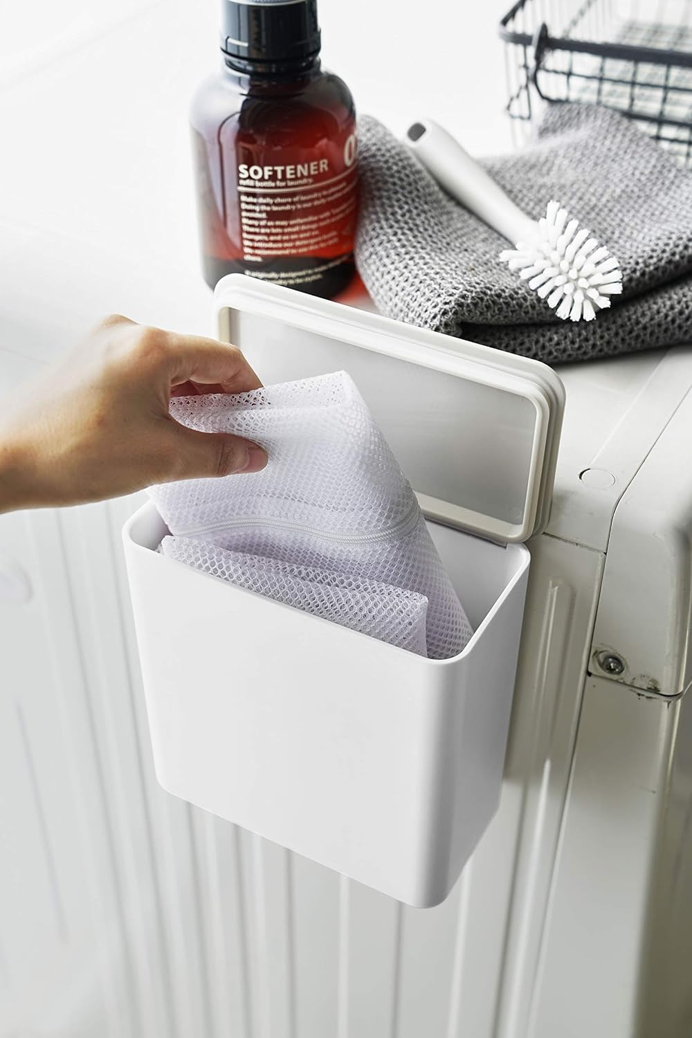 Yamazaki Home Plate Magnetic Detergent Pod Container White