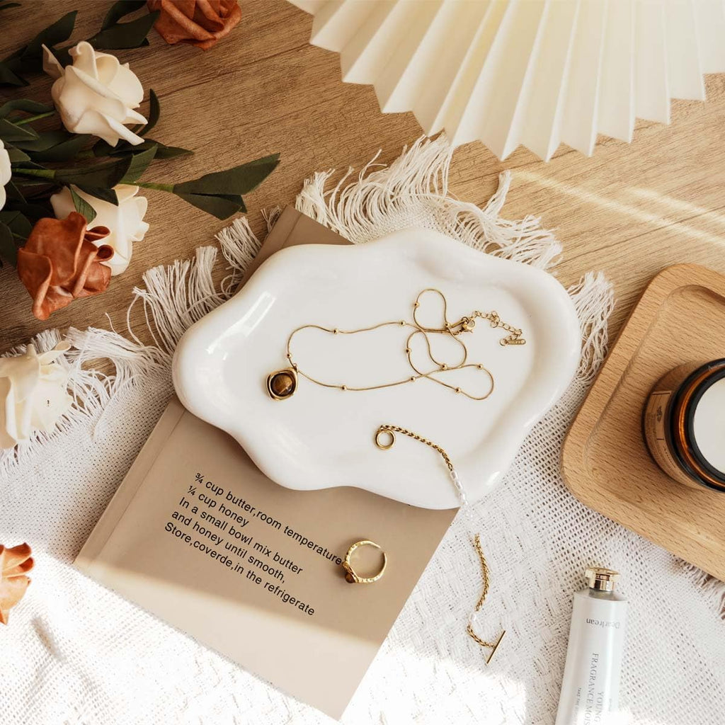 Gifts for Mom White Ceramic Jewelry Dish Tray, Vanity Ring Dish Ceramic Jewlery Trays Trinket Ring Holder, Room Decor Aesthetic,Decorative Cloud Vanity Key Tray Present for Wife Mom Daughter (Cloud)