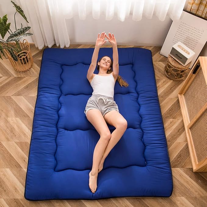 MAXYOYO Japanese Floor Mattress Futon Mattress, 4" Thicken Tatami Mat Sleeping Pad Foldable Roll Up Mat Boys Girls Dormitory Pad Kids Floor Lounger Pillow Bed, Charcoal Grey, Queen Size
