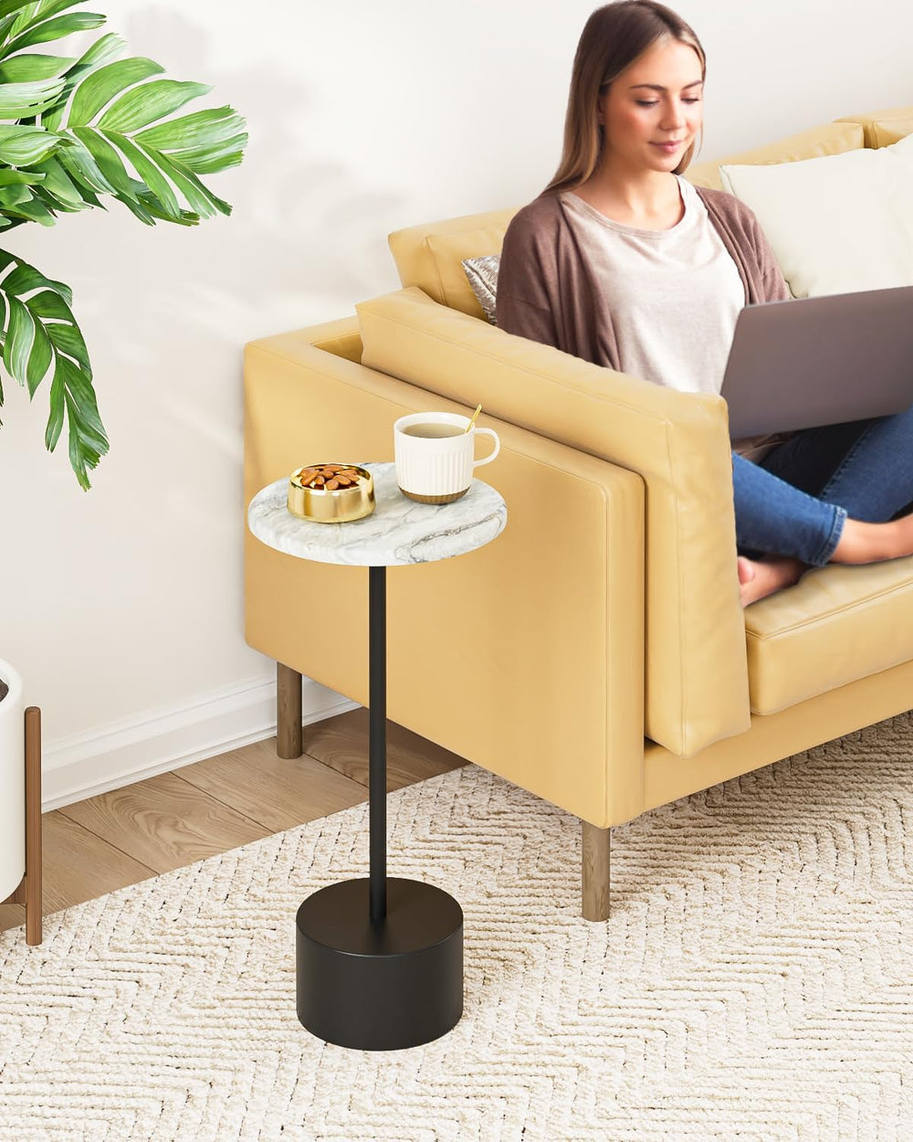 24'' Drink Pedestal Table, Round Martini Cocktail Table, Black | Mode...