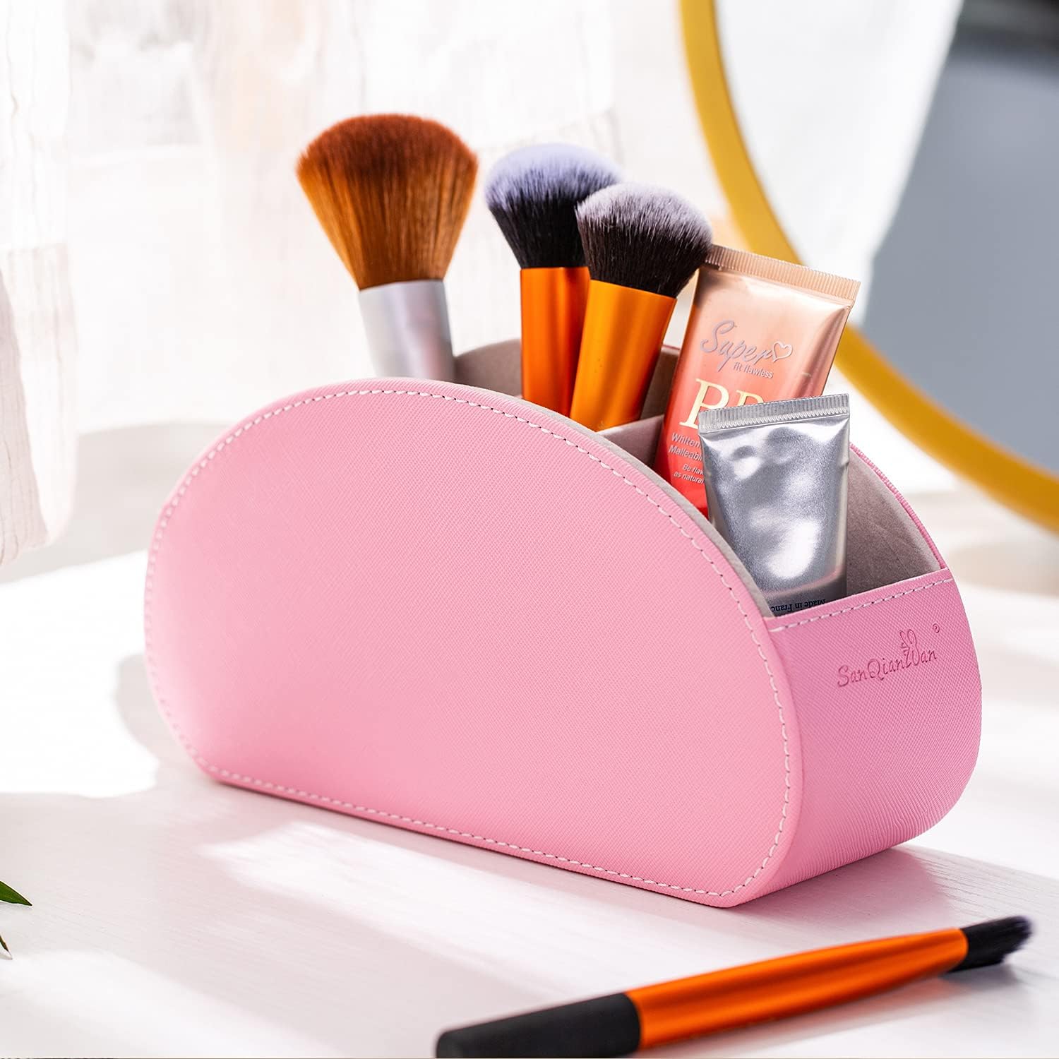 BONNY DODO Remote Control Holders Organizer Box with 5 Compartment PU Leather Multi-functional Office Desk Storage Caddy Store Tv Remote for Media Player,Brush,Pencil,Glassees&Office Supplies (Pink)