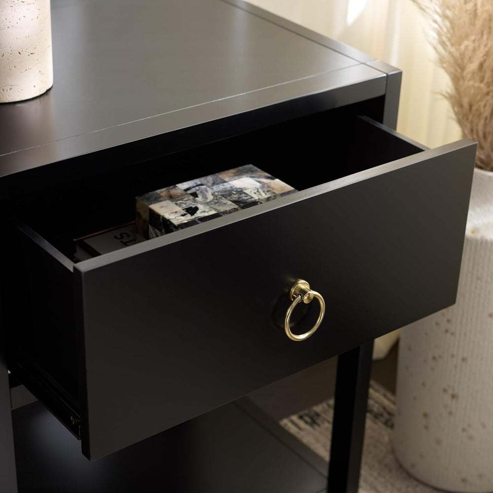 SAFAVIEH Furniture - Sadie 1-Drawer Nightstand - Black - Wood - Glam Gold Har...