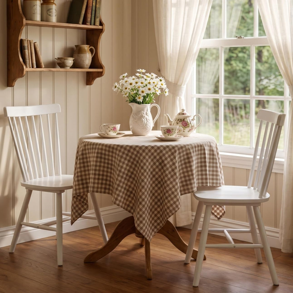 Windsor Dining Chairs Set of 2, Spindle Back Wooden Chairs