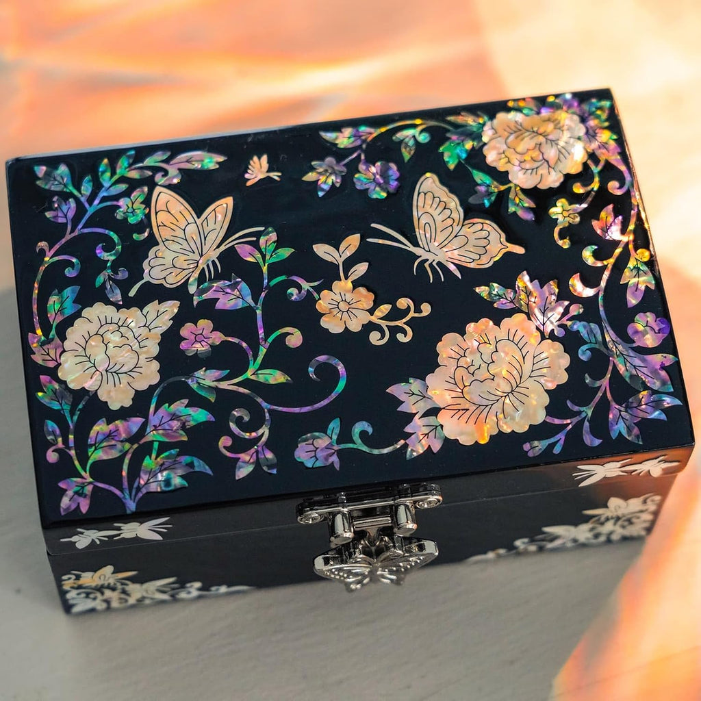 Mother of Pearl Small Jewelry Ring Box - Gifts for best friends women, Thank you gifts, mom birthday gifts, Friendship Women Gifts Trinkets Keepsake Treasure box (Black-Butterfly)