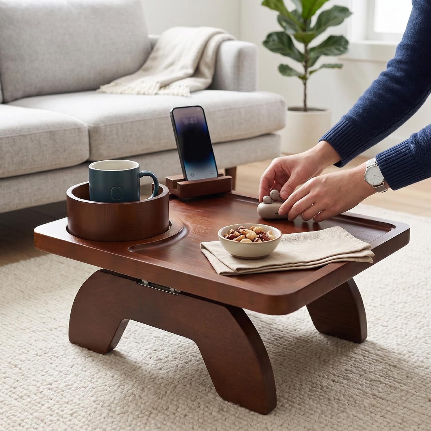 Foldable Sofa Arm Tray, Wood Couch Armrest Table with 360 Rotatable Phone Stand & Cup Holder for Living Room Snacks, Drinks, Books, Remotes (Brown)