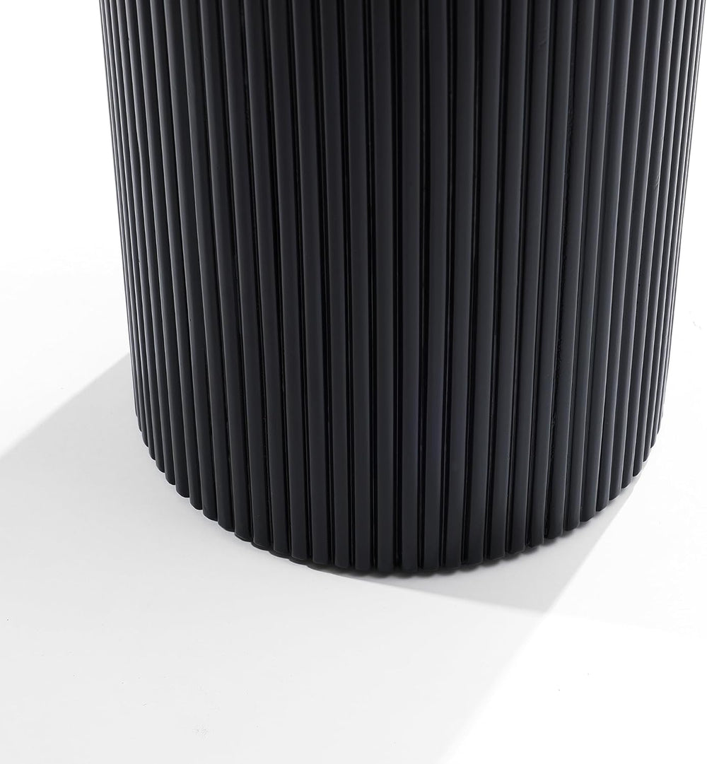LuxenHome 21" Black Round Side Table, Fluted End Table for Small Spaces