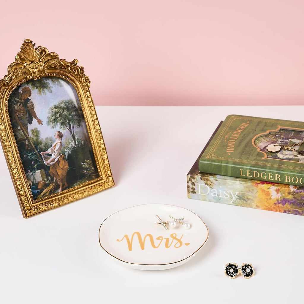 Spegiffu Mrs. Ring Dish Trinket Jewelry Tray Ring Holder Engagement Gifts for Couples Newly Engaged, Bridal Shower Gifts for Bride to be Her Wedding Gifts for Newlyweds Bachelorette Future MRS Gift