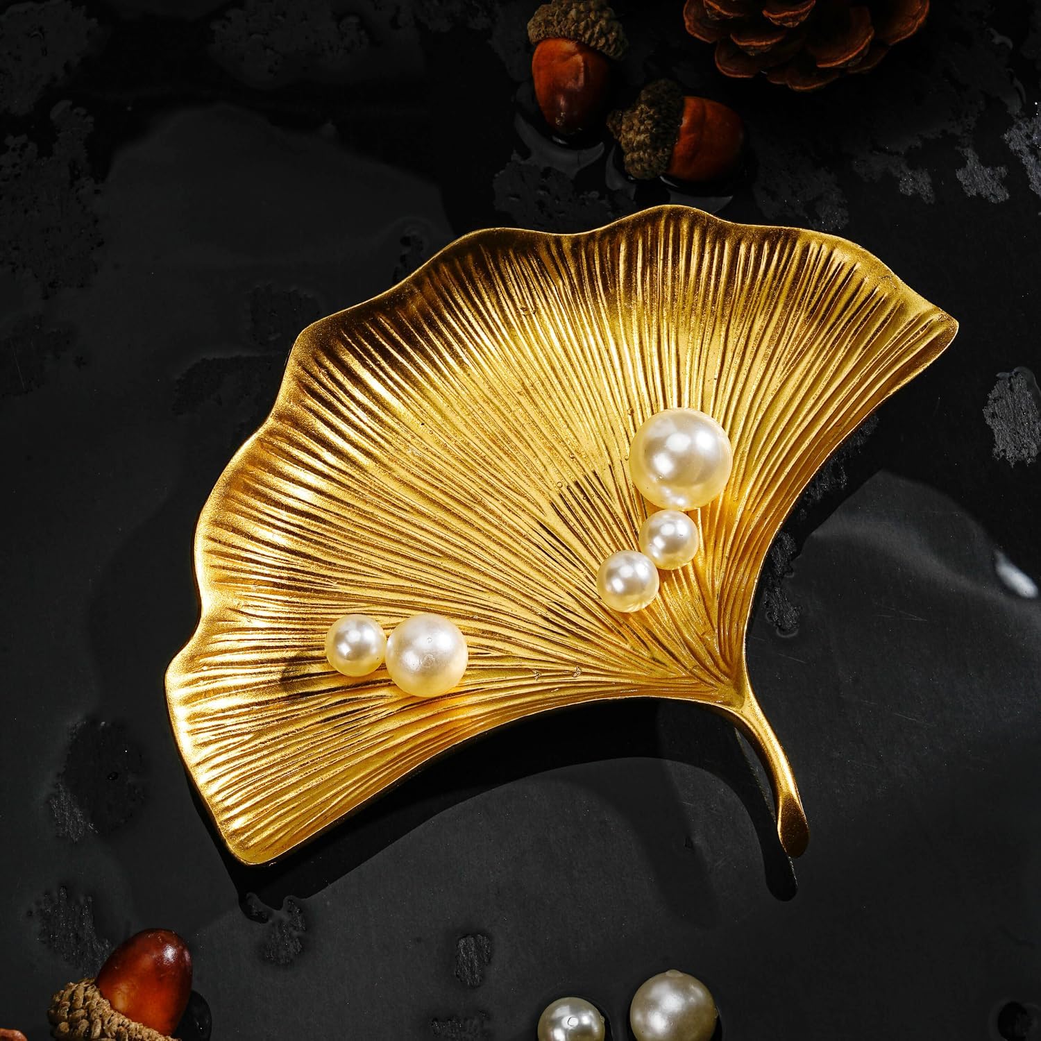 Jewelry Dish, Small Trinket Dish, Decorative Metal Vintage Vanity Tray with Leaf Shape for Ring Earring Necklace, Jewelry Organizer for Storage and Display