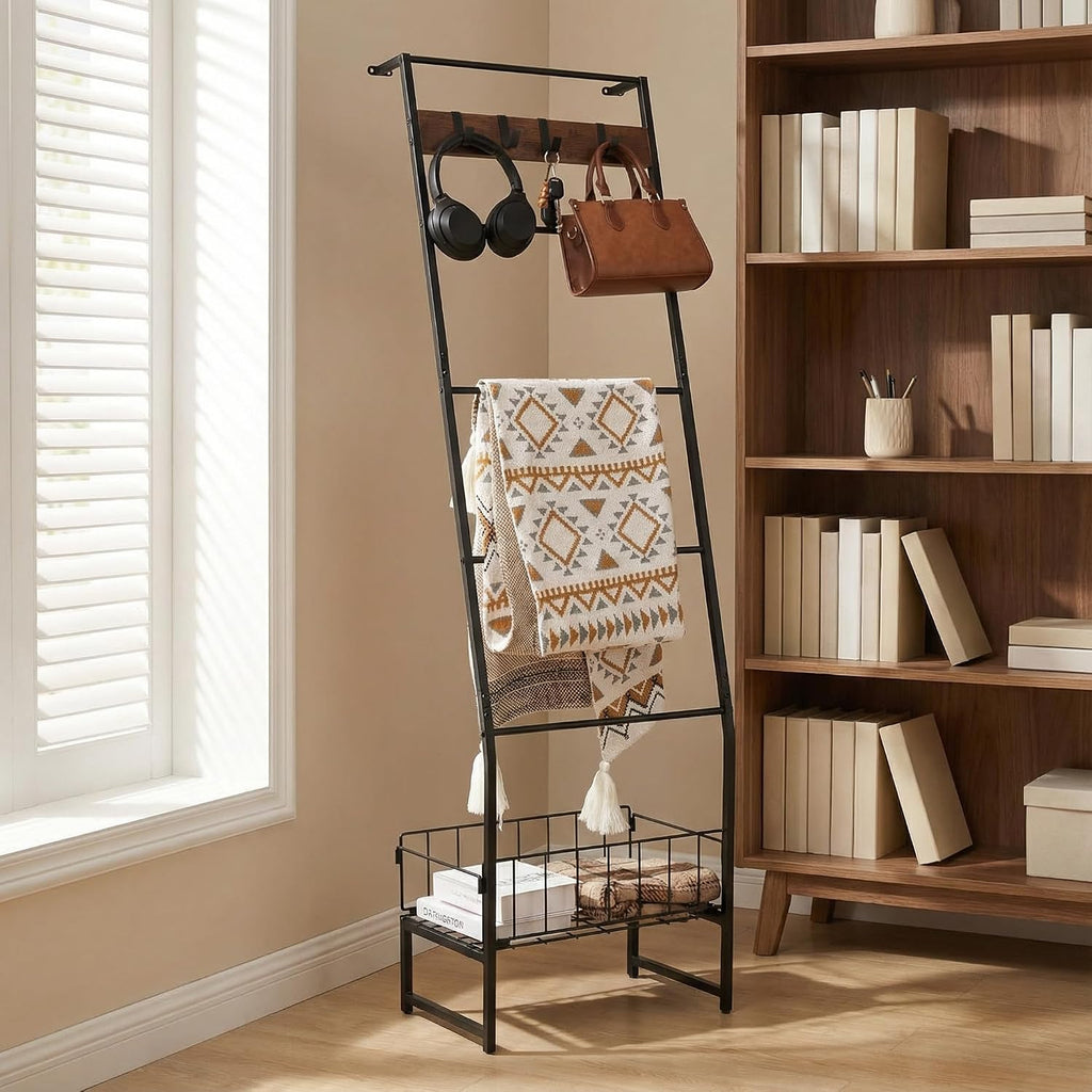 Metal Blanket Ladder with Basket, 5 Tier Black Blanket Ladders for the Living Room with Hooks, 5.2ft Wall Leaning Quilt Ladder for Blankets, Towels & Throws, Farmhouse Decor