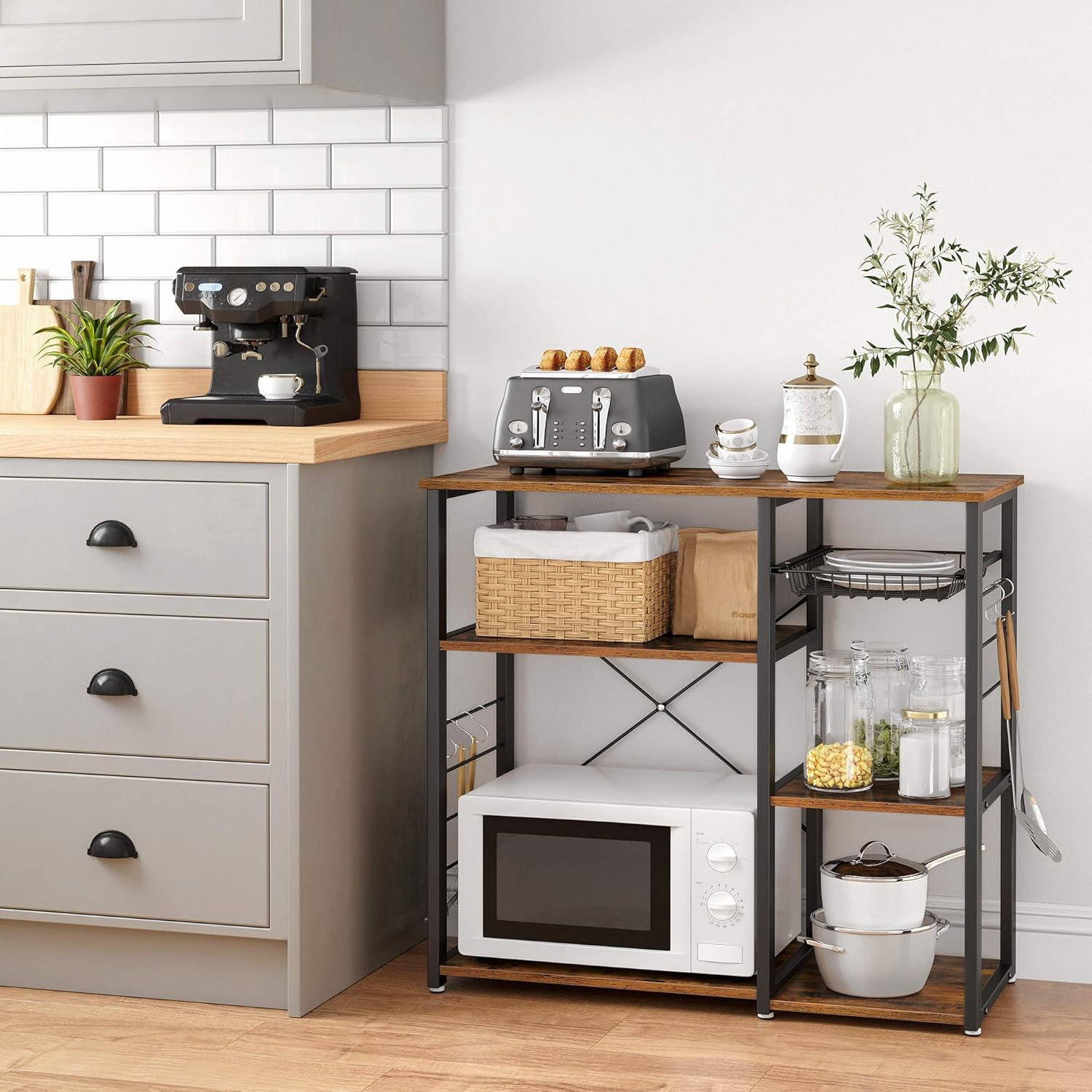 VASAGLE Baker's Rack, Coffee Bar Stand with Charging Station, 33 Inches Tall, Storage Shelves, Pull-Out Wire Basket, Table for Microwave, Kitchen, Rustic Brown and Ink Black UKKS90X