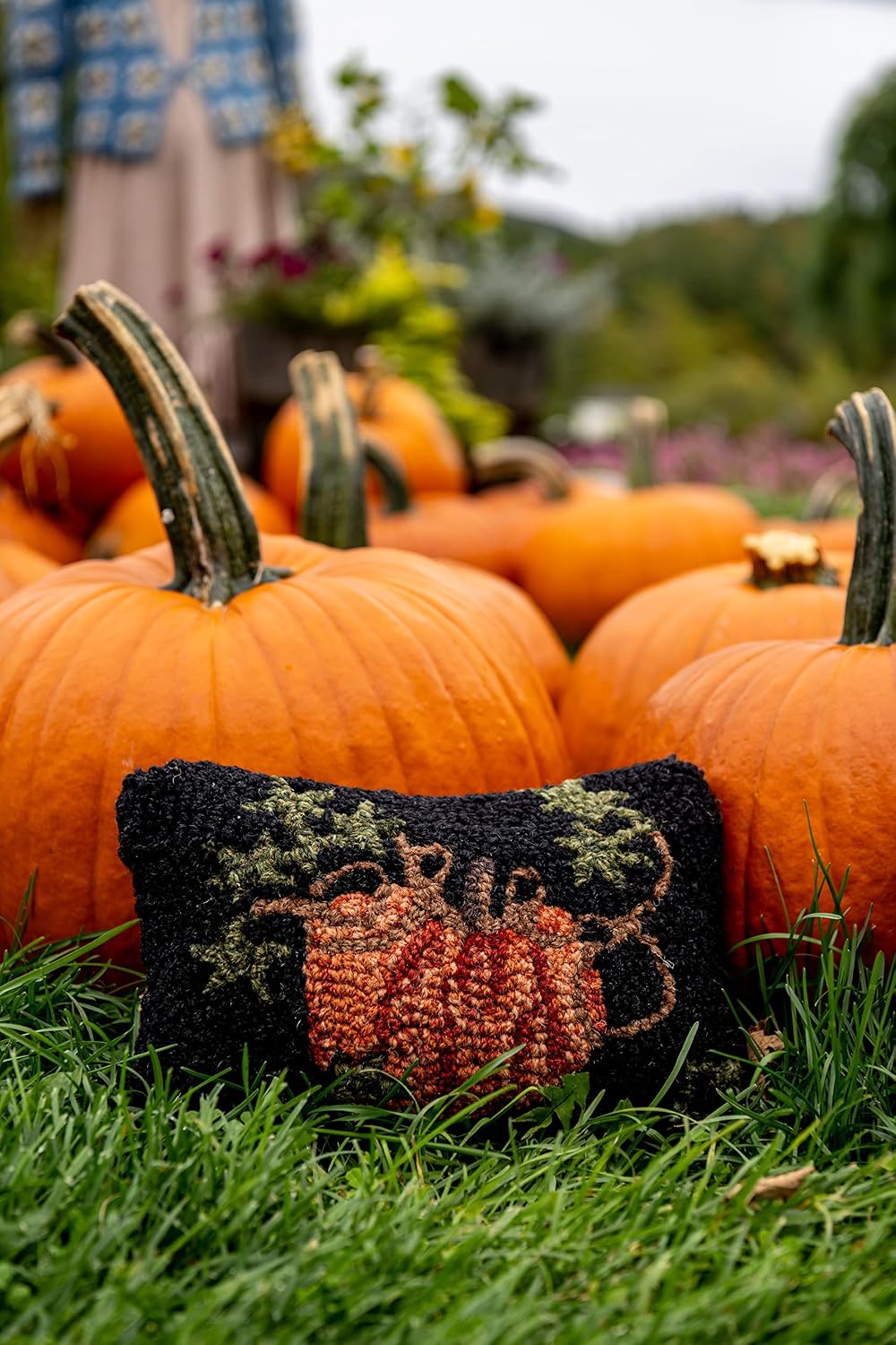 Chandler 4 Corners Artist-Designed Pumpkin Hand-Hooked Wool Decorative Throw ...