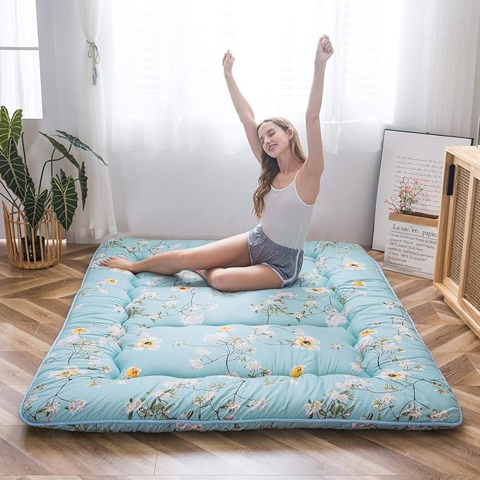 MAXYOYO Japanese Floor Mattress Futon Mattress, 4" Thicken Tatami Mat Sleeping Pad Foldable Roll Up Mat Boys Girls Dormitory Pad Kids Floor Lounger Pillow Bed, Charcoal Grey, Queen Size