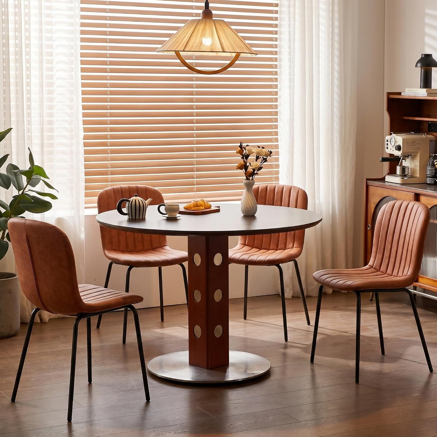 Dining Chair Set of 4, Upholstered PU Leather Seat with Black Metal Legs,Modern Comfortable Kitchen Chair, Curved Backrest Dining Chair for Dining Room Living Home(Mid-Century Brown)