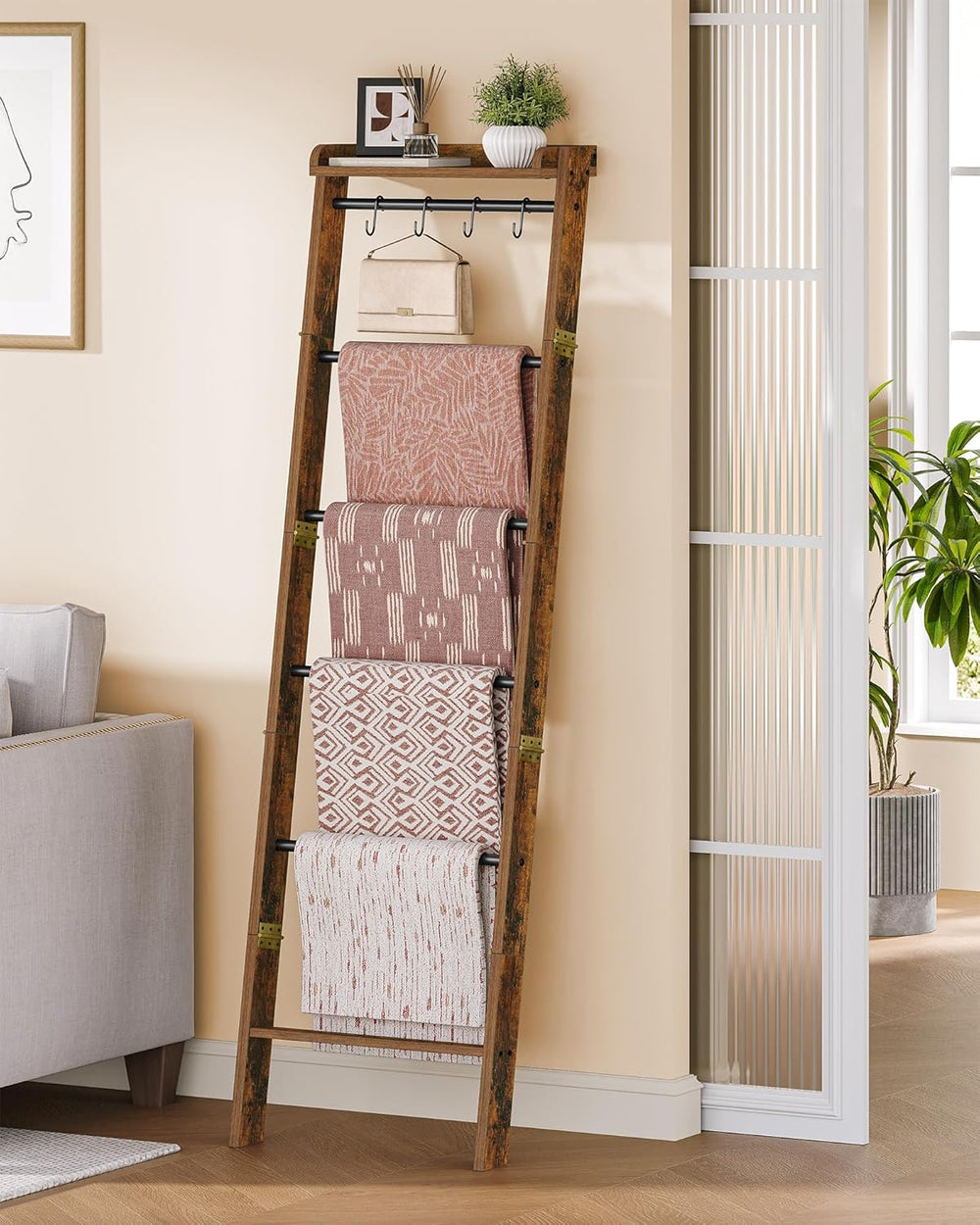 Hzuaneri Blanket Ladder Shelf, Decorative Quilt Rack, 7-Tier Farmhouse Ladder...