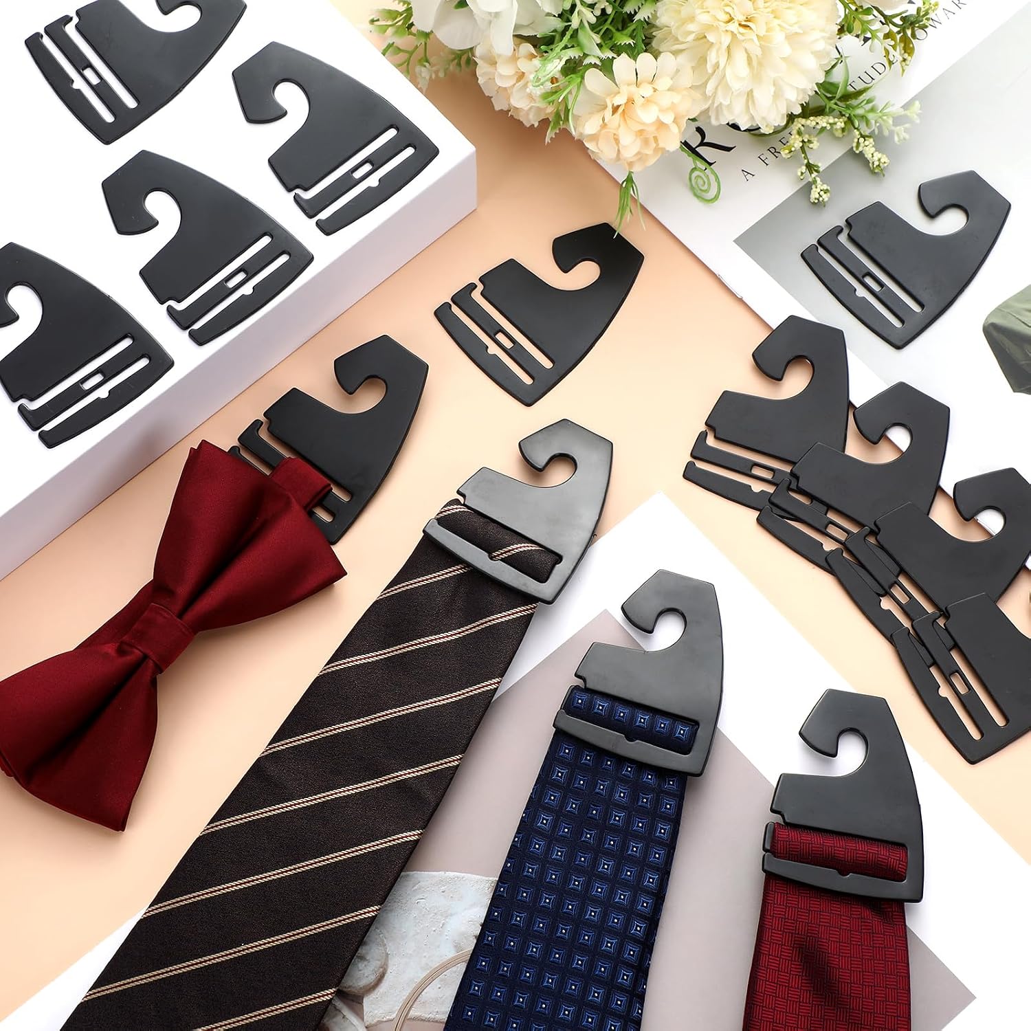 Maxdot 100 Pcs Tie Hangers, Plastic Neck Tie Holders for Display, Black Necktie Hook Hangers for Men Retail Closet, 2.8 x 2 inches