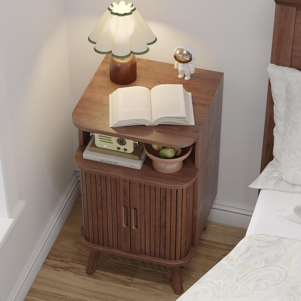 Alohappy Nightstand Set of 2, Mid Century Modern End Table with Storage, Fluted Bedside Table, Wooden Curved Profile Night Stands with Sliding Tambour Door for Bedroom, Living Room, Walnut