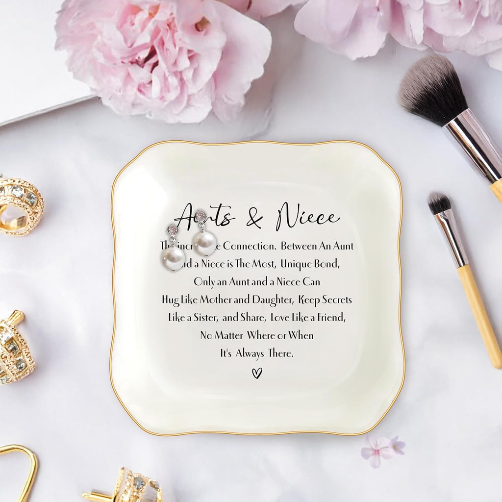 Aunt Gifts from Niece Jewelry Dish Trinket Tray, Auntie Birthday Gifts, I Love You Aunt Present for Christmas Wedding, Best Aunt Ever Gifts (White-Aunts3)