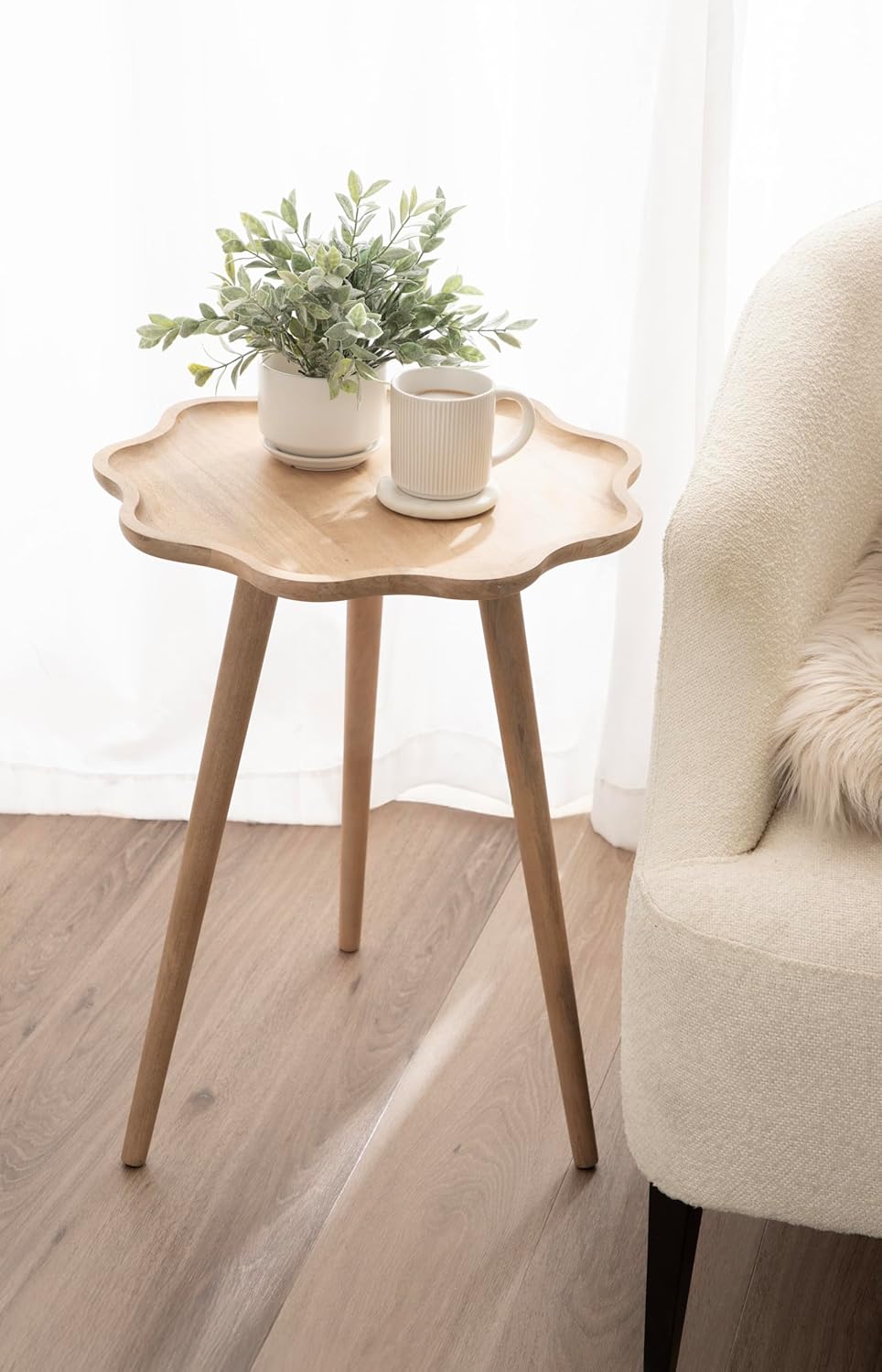Kate and Laurel Alezar Modern Wooden Round Side Table, 19 x 19 x 24, Light Natural, Transitional Solid Wood End Table with Wavy Edge for Teen Bedroom Nightstand or Dorm Room Decor