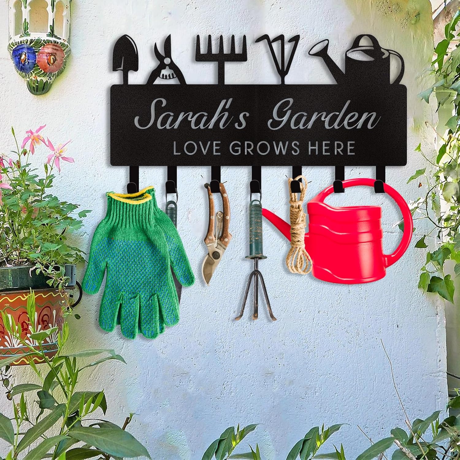 Personalized Key Holder for Wall, Custom Name Wall Mounted Black Key Hanger with Horticultural Garden Design, Key Racks Organizer for Hallway Entryway Front Door Storeroom Decor