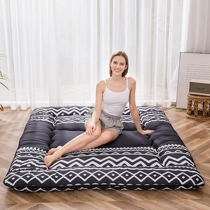 MAXYOYO Japanese Floor Mattress Futon Mattress, 4" Thicken Tatami Mat Sleeping Pad Foldable Roll Up Mat Boys Girls Dormitory Pad Kids Floor Lounger Pillow Bed, Charcoal Grey, Queen Size