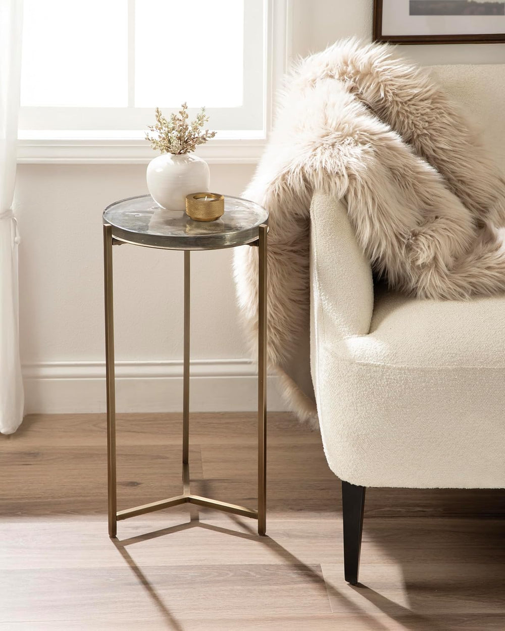 Kate and Laurel Aguilar Modern Round Side Table, 13 x 13 x 24, Clear Glass an...