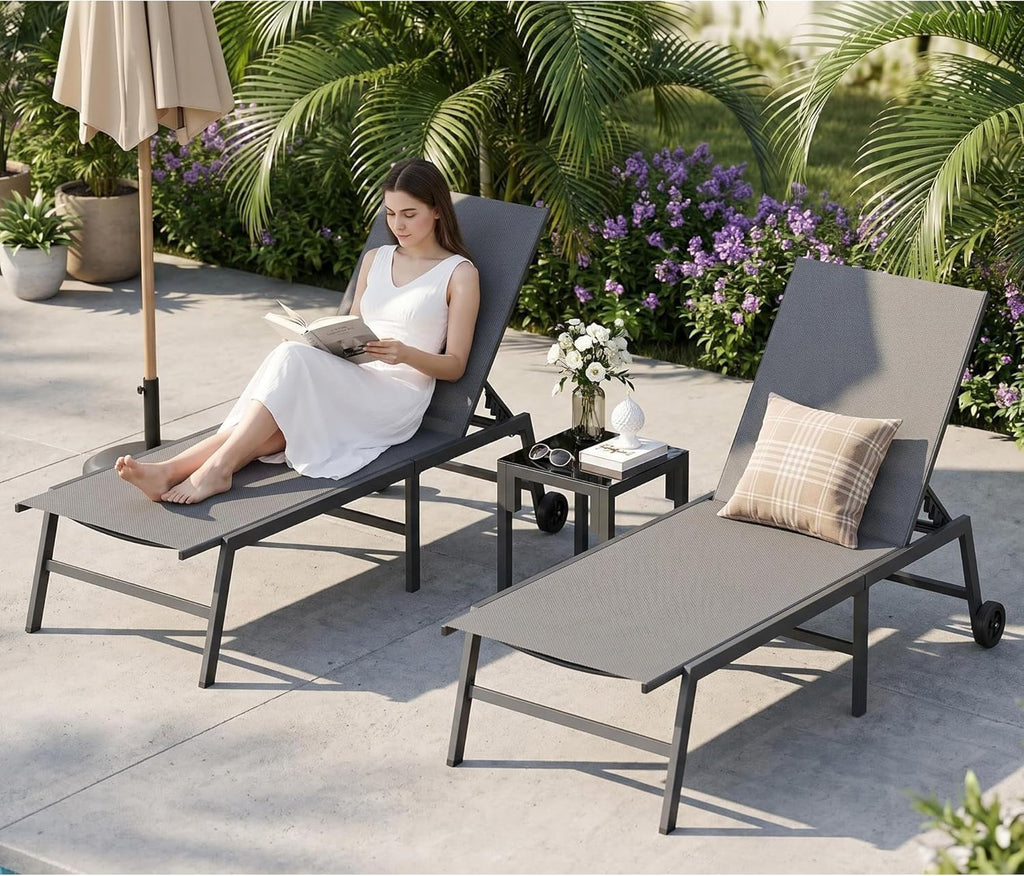 UDPATIO Outdoor Lounge Chairs Set of 2 with Side Table Poolside Chaise Lounge Chair with Wheels 5-Position Backrest Reclining Rust Free for Patio Deck