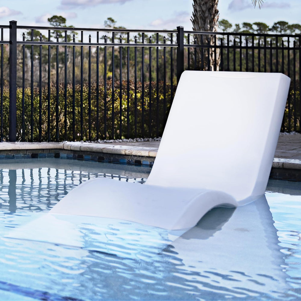 Step2 Vero Pool Lounger, Fade-Resistant, Waterproof Patio Furniture, Pool Lou...