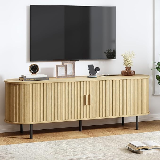 63" TV Stand with Power Outlet, Modern Media Console with Sliding Doors, Entertainment Center for TVs up to 60 Inch, Adjustable Shelves, Oak