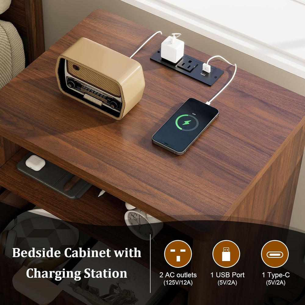 LYNCOHOME Fluted Nightstand with Charging Station, 19.7 inch Wide End Table w...