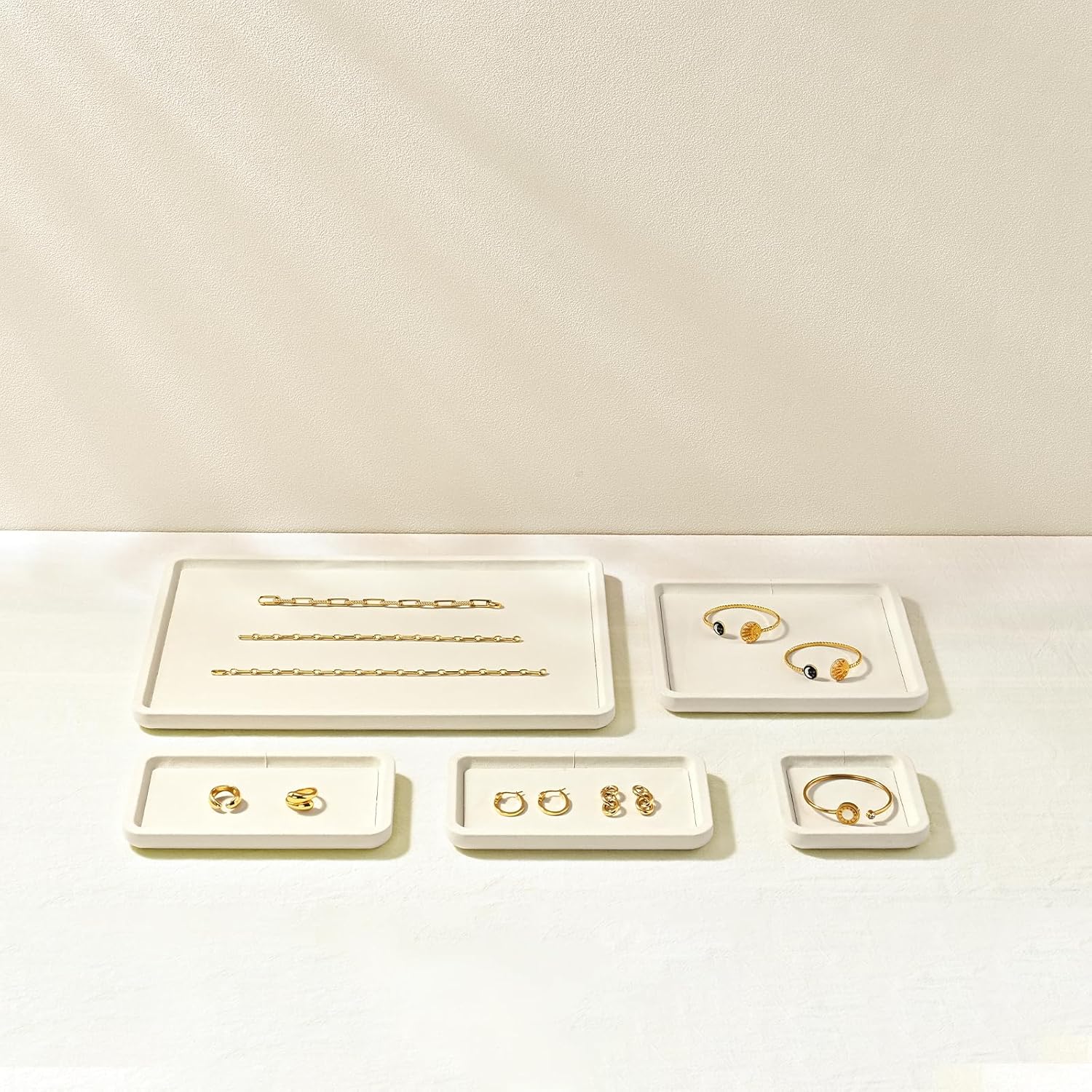 Microfiber Jewelry Display Flat Tray for Rings Earrings Necklace Bracelet, Jewelry Photograph Display Catchall Organizer Tray Dish(M,Beige)