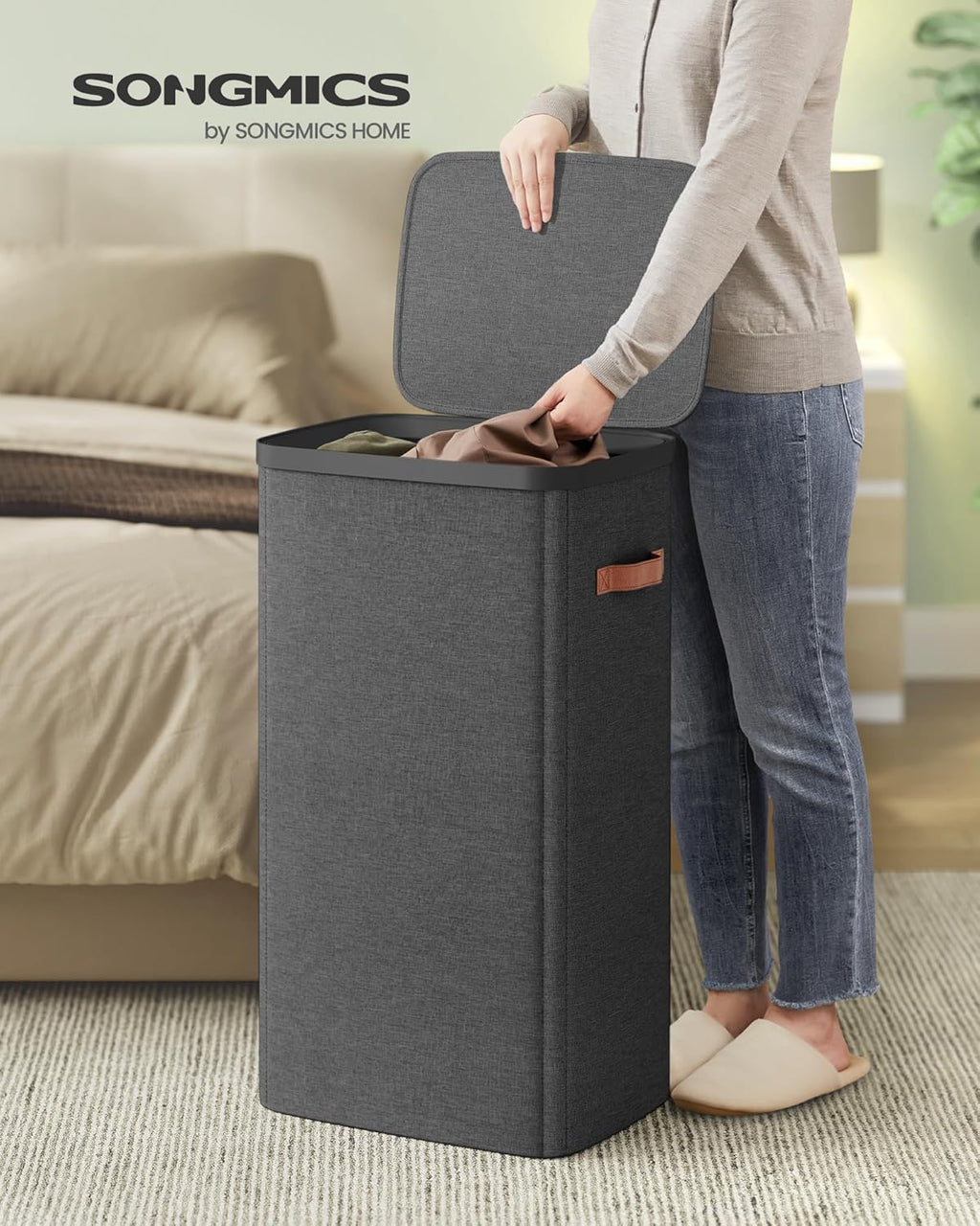 SONGMICS Laundry Basket, 26.4 Gal. Laundry Hamper, Easy Assembly, with Lid and Handles, Removable Liner, 16.5 x 12.6 x 29.5 Inches, Ink Black ULCB811BH01