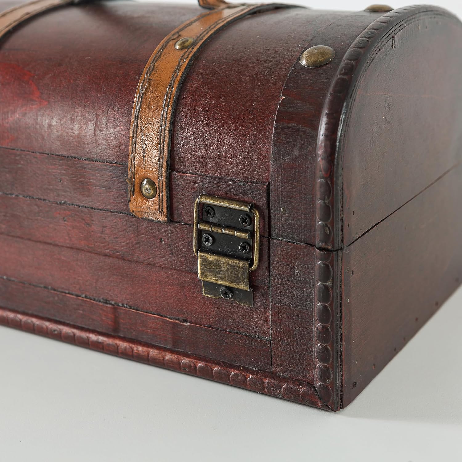 SLPR - Small Wooden Storage Box with Hinged Lid and Handle, 11x7x5.7 In | Vintage Suitcase Style Treasure Chest for Keepsakes, Decorative Wood Case with Latch, Antique Travel Trunk Box Decor