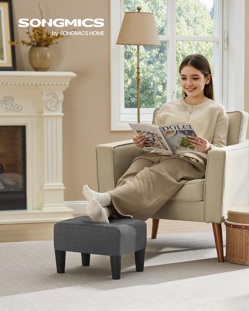 SONGMICS Foot Stool with Legs, Small Footstool Ottoman, Linen-Look Fabric Sea...