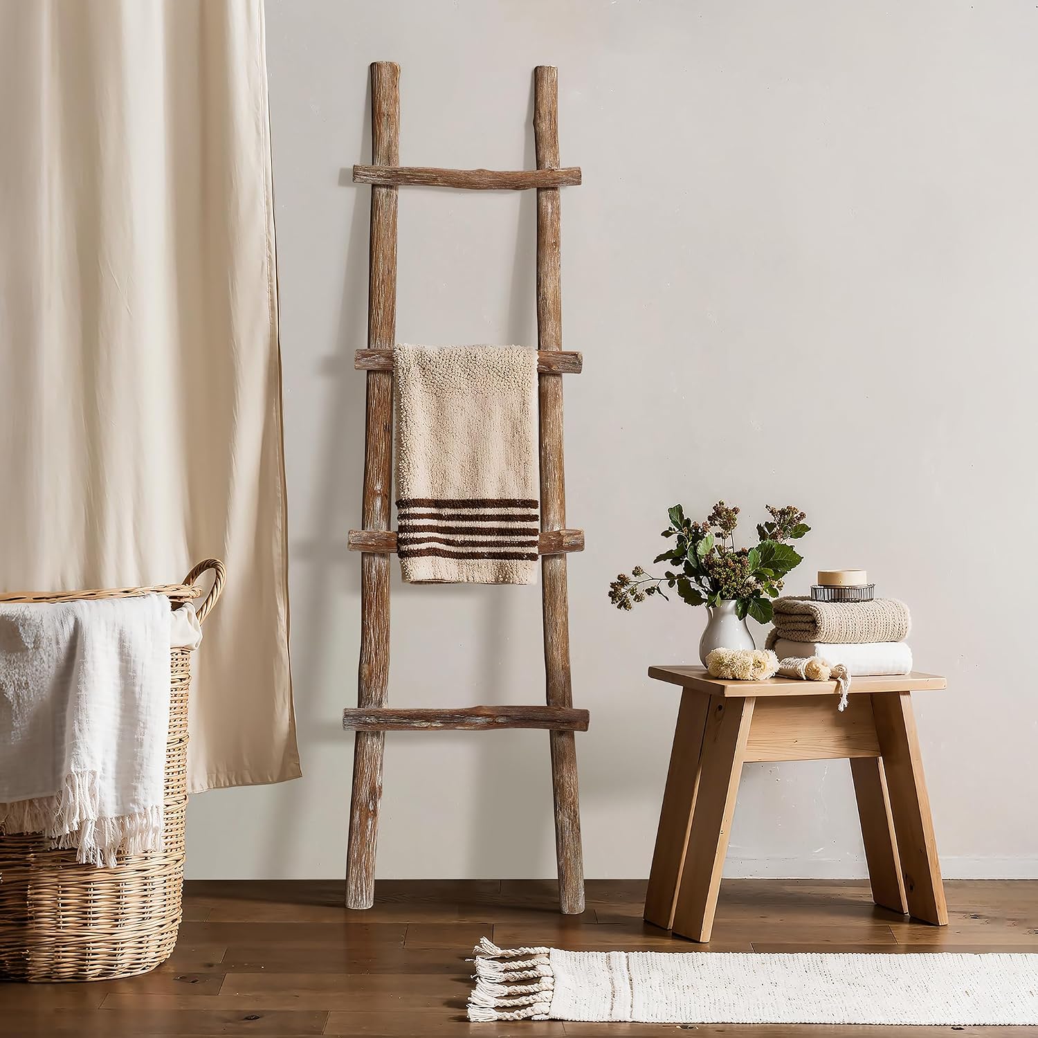 LuxenHome 60-Inch Tall Solid Wood Natural 4-Rung Blanket Ladder