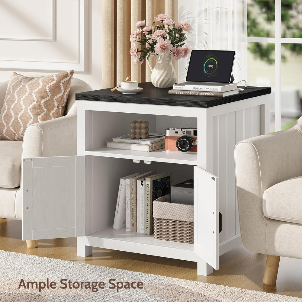 24" Farmhouse End Table Set of 2 with Charging Station, Large Square Sid...