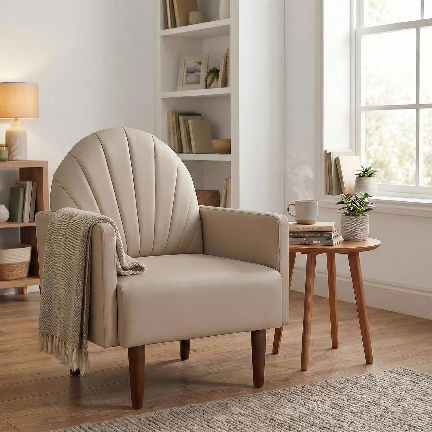 Modern Accent PU Chair, Living Room Chair Upholstered Single Sofa Chair with 4 Sturdy Legs, Contemporary Reading Chair for Living Room, Reading Room, Bedroom (Cream with Shell backrest)