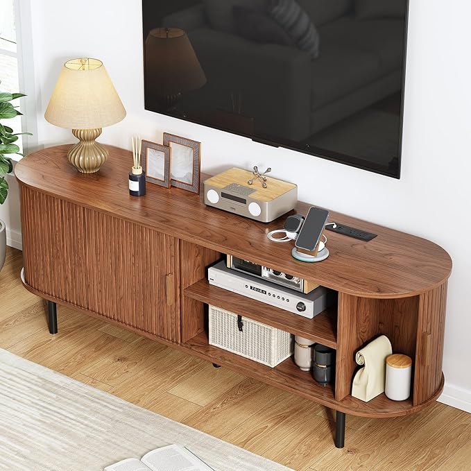 63" Fluted TV Stand with Power Outlet, Modern Media Console with Sliding Doors, Entertainment Center for TVs up to 60 Inch, Adjustable Shelves, Walnut