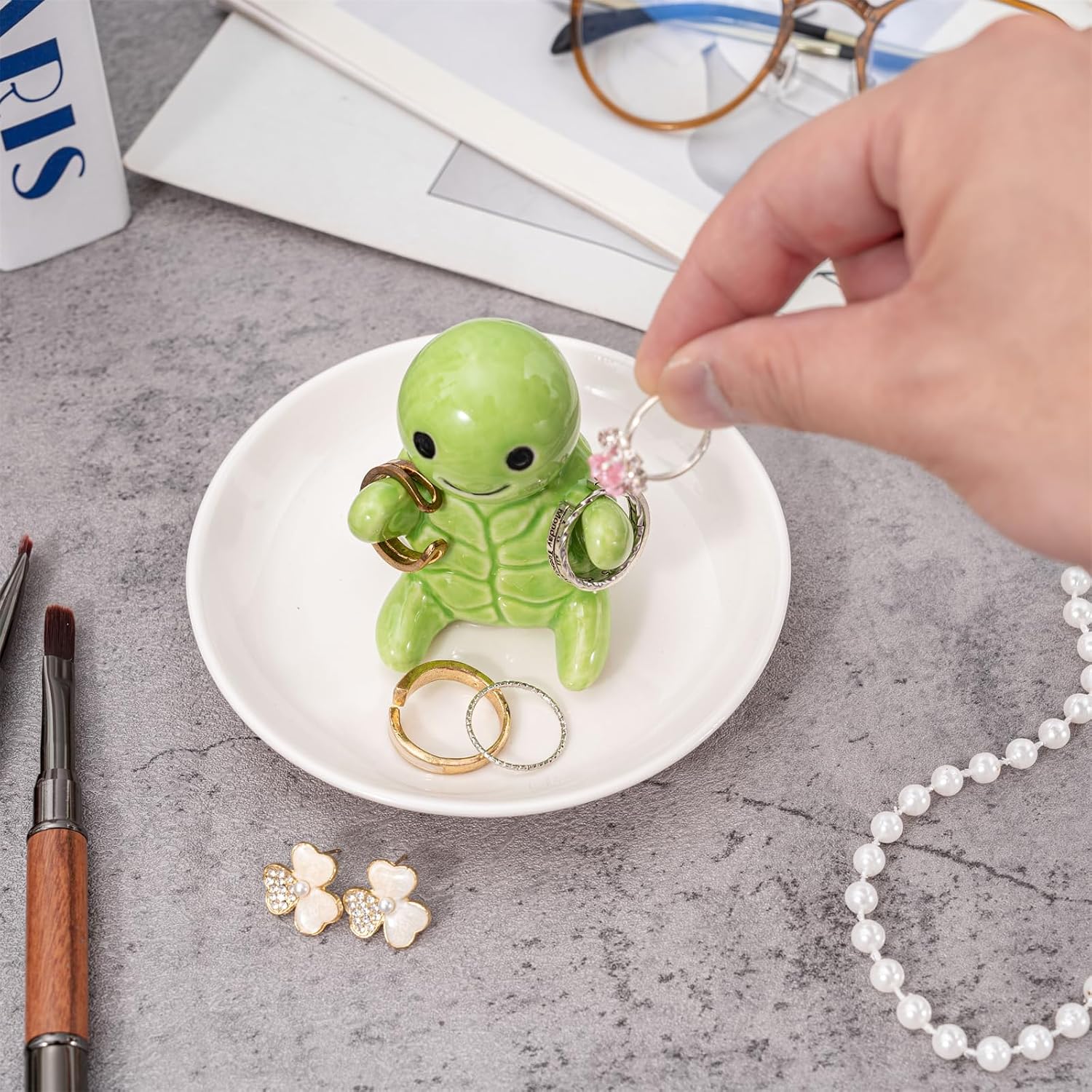 Cute Turtle Ring Holder Dish, Ceramic Jewelry Holder Preppy Room Decor, Turtle Gifts for Women Birthday Christmas Wedding