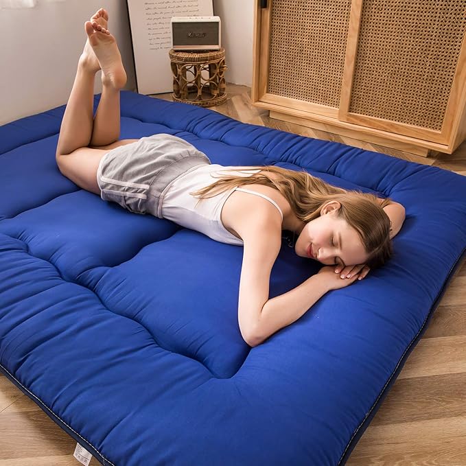 MAXYOYO Japanese Floor Mattress Futon Mattress, 4" Thicken Tatami Mat Sleeping Pad Foldable Roll Up Mat Boys Girls Dormitory Pad Kids Floor Lounger Pillow Bed, Charcoal Grey, Queen Size