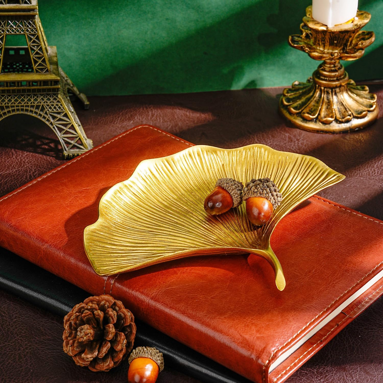 Jewelry Dish, Small Trinket Dish, Decorative Metal Vintage Vanity Tray with Leaf Shape for Ring Earring Necklace, Jewelry Organizer for Storage and Display