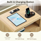 Fluted Nightstand with Charging Station, 19.7'' Wide Morden End Table with USB/Type-C Ports, 2 Drawers & Open Shelf, Curved Profile Design, Wood Bedside Table for Bedroom (Natural Oak)