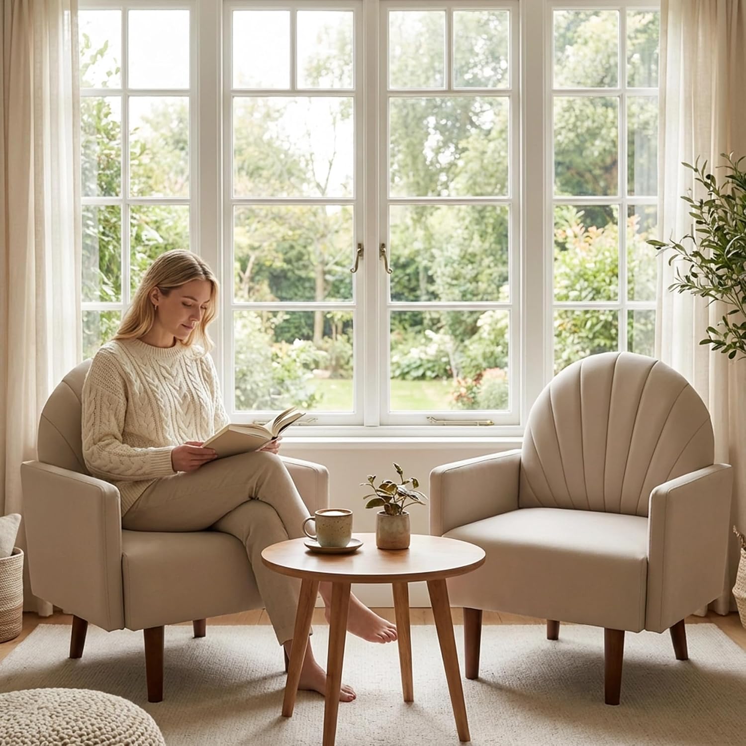 Modern Accent PU Chair, Living Room Chair Upholstered Single Sofa Chair with 4 Sturdy Legs, Contemporary Reading Chair for Living Room, Reading Room, Bedroom (Cream with Shell backrest)