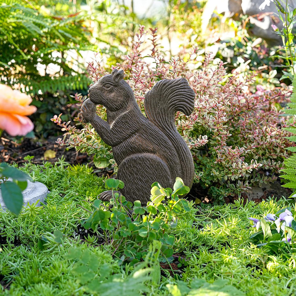 Sungmor Vintage Cast Iron Squirrel Garden Stake,14.6 Inch Tall Rustic Brown