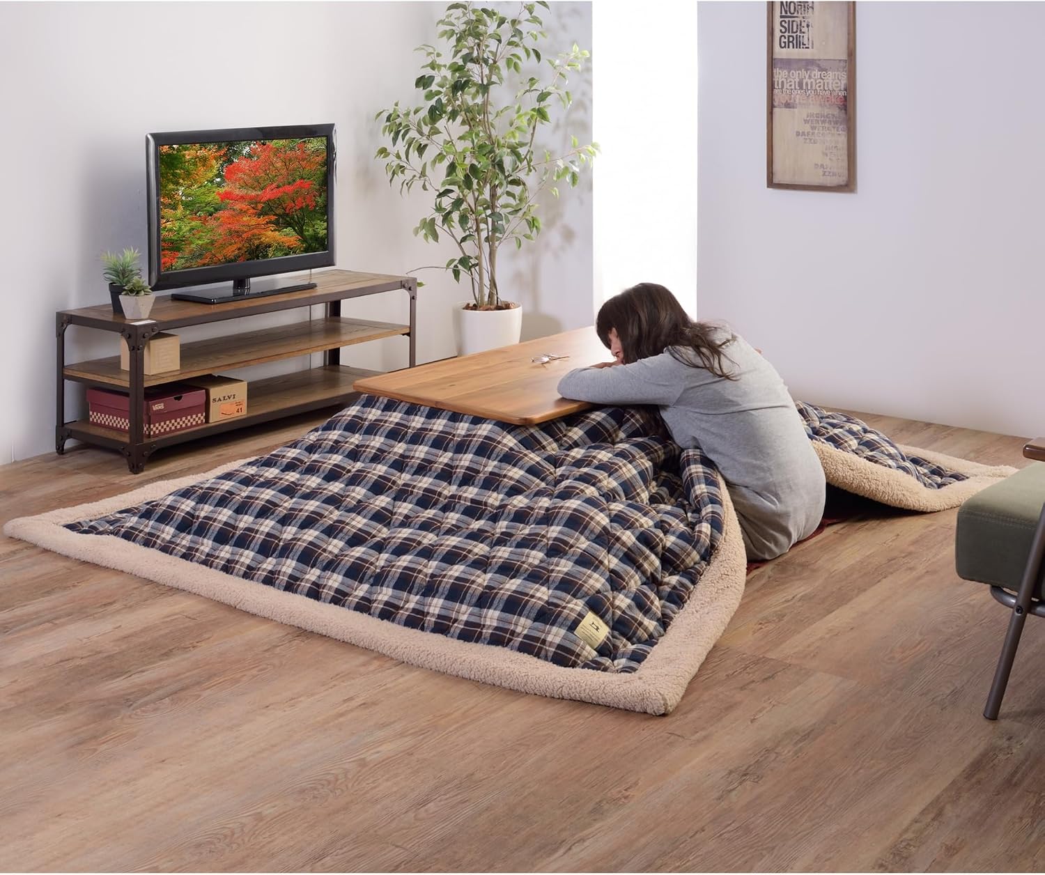 AZUMAYA Kotatsu Futon Comforter Square Shape W75 x D75 Inches, Polyester Fabric Material, Home and Living, Navy Checked Design KK-103BL, This Order Comes only Futon Comforter