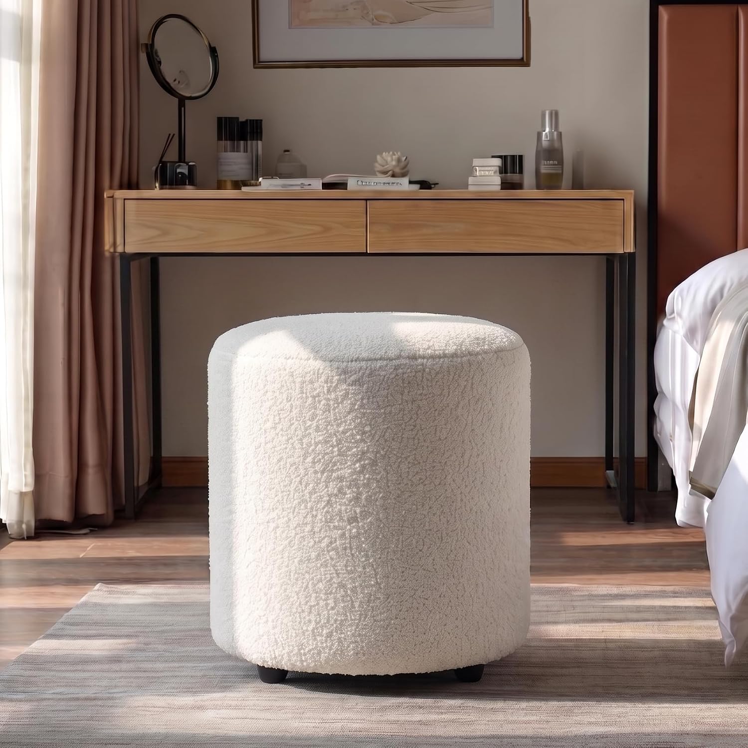 Modern Round Vanity Stool, Small Ottoman, Cute Fabric Foot Stool, Teddy Fleece Footrest, Upholstered Vanity Chair, Stool for Makeup, Bedroom, Living Room (1, Round-White)