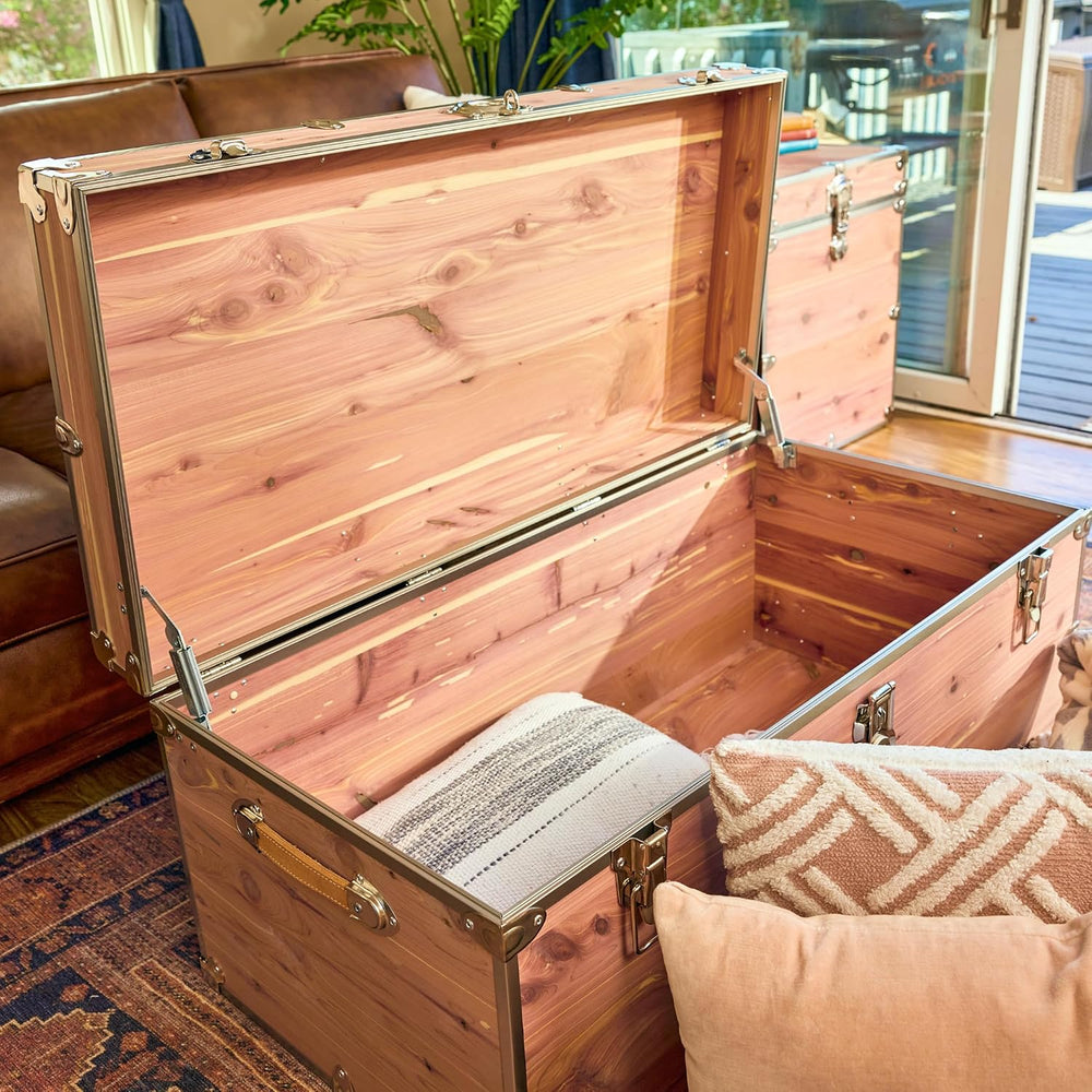 Rhino Knotty Cedar Large Chest, Coffee Table Storage Trunk, Bench | 32"L...