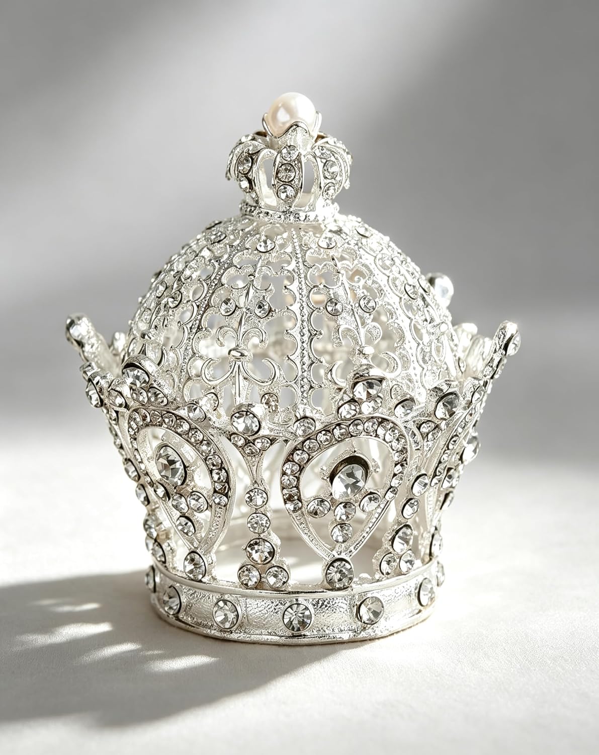 Silver Crown Jewelry Box, Vintage Decorative Trinket Box with Rhinestone | Hand Painted Ring Earring Storage - Metal Hollow Ring Earring Keepsake Case, Keepsake Gift Box for Women Girls