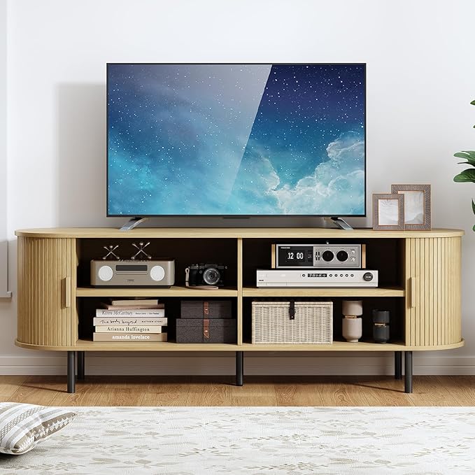 63" TV Stand with Power Outlet, Modern Media Console with Sliding Doors, Entertainment Center for TVs up to 60 Inch, Adjustable Shelves, Oak